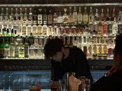 -OZONE 顶楼酒吧(香港丽思卡尔顿酒店)