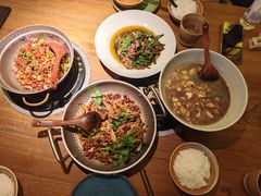 -吃饭皇帝大土家民族菜(正大广场店)