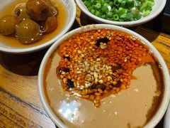 -老牌坊云南鱼豆花火锅(爱建店)