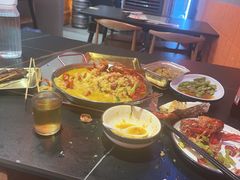 -老班长·小龙虾·鲜货烧烤大排档(金街美地店)