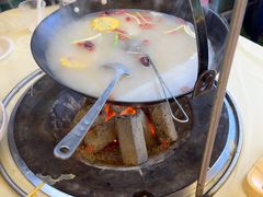 -江湖亮亮蒸虾大排档烤全羊清真(武汉总店)