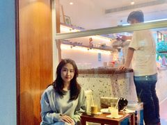 -Line 咖啡(石厦花园店)