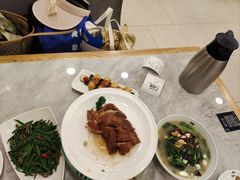 -椿记烧鹅(叠彩店)