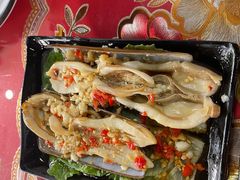 -崴海渔村(虹梅路店)