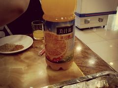 大果粒橙-腾格勒烤羊腿