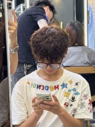 -藤野造型烫发染发