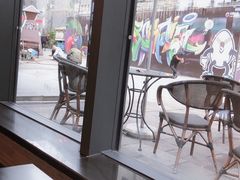 -星巴克(南宁民歌湖店)