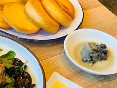 炸馒头配臭豆腐-川旺角川粤融合菜•海景餐厅(星海广场店)