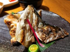 烧三文鱼头-小禅料理