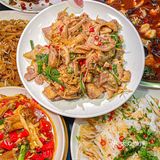 直接上手啃超级爽，如果能嘬上一口啤酒真的无敌