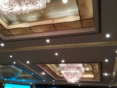 大厅的灯-上海虹桥宾馆(郁锦香品牌酒店)