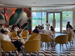 -星巴克臻选(莘庄仲盛店)