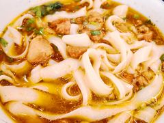 传统招牌猪肉面-顺溜·手工刀削面·黑金店(铜锣湾店)