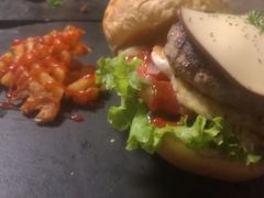 -HIGH FIVE哈福手工汉堡(桂林路店)