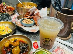 -草家酱蟹炭火烤肉店(珲春南路二店)