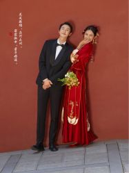 -雪中彩影婚纱摄影·微光艺术中心