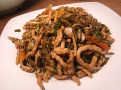梅菜笋炒肉丝-陈傻子餐厅(世纪都会店)