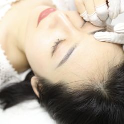 -臣丽纹眉品牌连锁