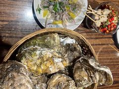-蚝堡海鲜·威海菜·海肠捞饭·烧烤·亚洲吃蚝公司(幸福门店)