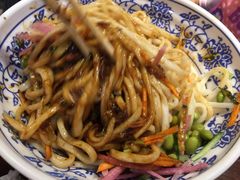 -亿诣蝎府炸酱面羊蝎子火锅(酷车小镇店)