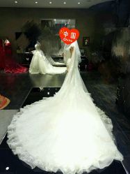 -VV新娘婚纱礼服体验馆
