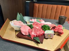 -铭牛烧肉·和牛海鲜自助(高新月牙湖店)