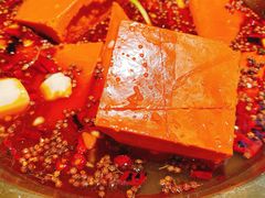 -小天鹅火锅·一线江景洪鼎旗舰店(洪崖洞店)