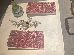 -左庭右院鲜牛肉火锅黑金店(陆家嘴中心店)