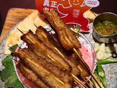 -何师烧烤Pro ·江湖川菜·小龙虾·精酿啤酒(太古里旗舰店)