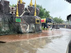 -一寨两国风景区