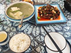 -四方小吃·白族庭院餐厅