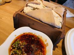 -東舍食唐精品陕菜馆