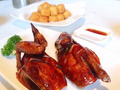 脆皮烧顶鸽-御宝轩(益丰·外滩源店)
