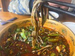 -乐山第一家临江鳝丝(茶坊路店)
