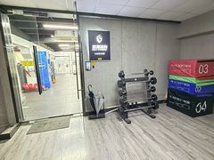 -坚果健身24小时工作室(定西路店)