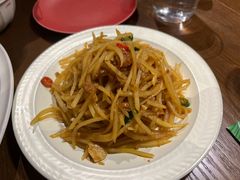 油渣土豆丝-肆海小川菜酒馆Wine Bistro (青年路店)