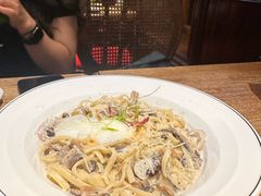 -秘密旅行Bonjour(黑金冠 江南西店)