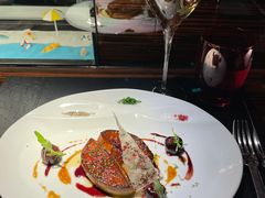 樱桃鹅肝-L'ATELIER de Joel Robuchon(外滩18号店)