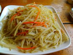 清炒土豆丝-劳模山庄