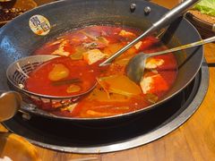 -贵厨酸汤牛肉(小十字店)