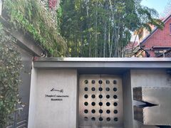 -穹六人间 people 6(岳阳路店)