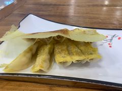-宣海荣锅贴大王·陕味小吃集(钟楼店)