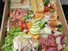 -山野的朋友露营炭火烤肉