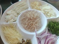 -正宗鸡饭粤香酒家(朱村店)