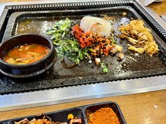 石板炒饭-韩阳王石板烤肉