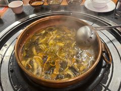 -阿山卓·野生菌火锅·纳西火塘烤肉