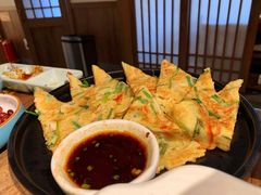 海鲜葱饼-明洞阿姨·韩式酱蟹烤肉·创意料理(三元桥店)