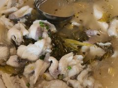 -严记小天府酸菜鱼(西四路店)