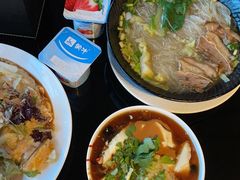 -唐拉雅秀酒店-西锦汇空中BBQ·思创餐厅