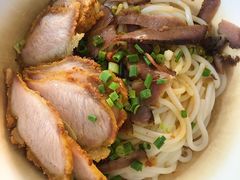 牛肉拼锅烧-丫丫桂林米粉(学府店)